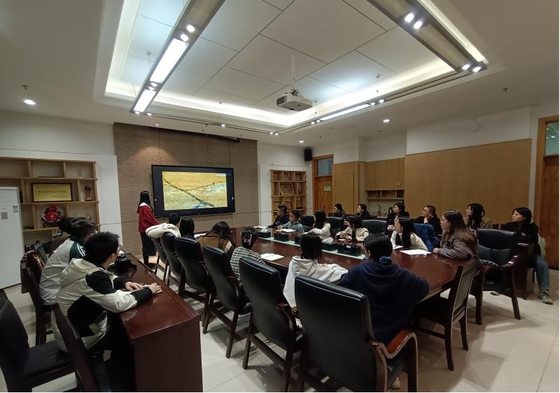 新葡萄8883官网AMG研会800-2023年10月理论学习照片（2）.jpg